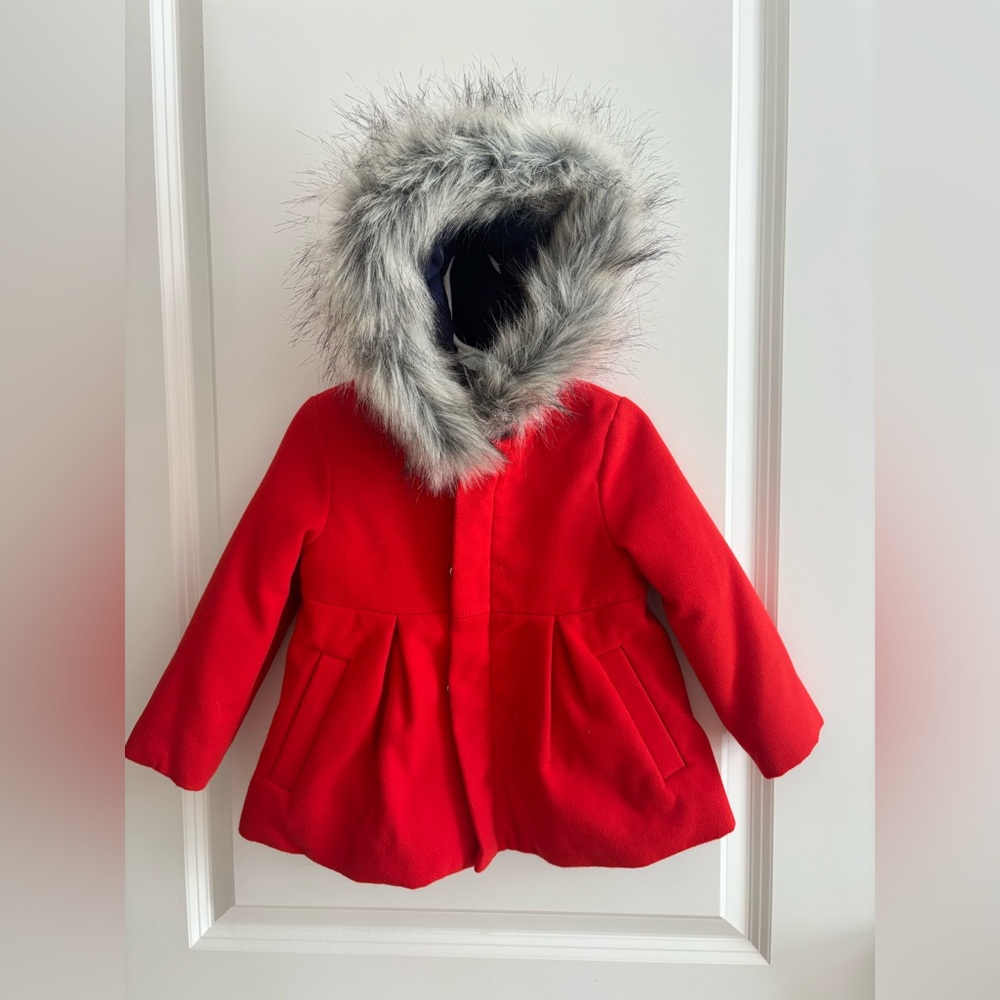 Cat & Jack Toddler Girl Red Bow Pea Coat with removable faux fur collar. EUC 2T